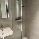 Rocca Tower Bedroom With Private Shower & Kitchen 公寓 塔林