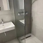 公寓 Rocca Tower Bedroom With Private Shower & Kitchen *
