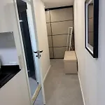 Rocca Tower Bedroom With Private Shower & Kitchen * 塔林